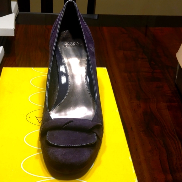 Circa Joan & David Pumps New in Box - Picture 2 of 4